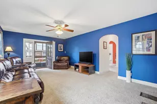 87 W Vernon Ln, Fort Thomas, KY 41075 - Photo 8