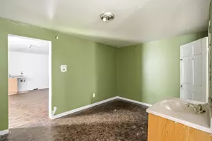 406 W 10th St, Newport, KY 41071 - Photo 6