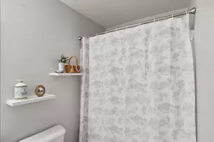 112 Parkside Dr, Florence, KY 41042 - Photo 20