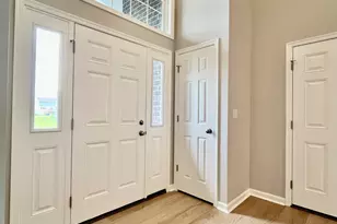 6086 Fallen Tree Ln, Burlington, KY 41005 - Photo 2