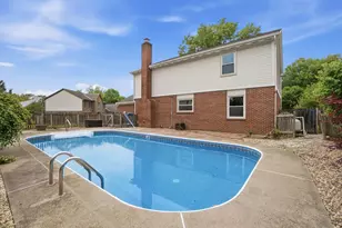 1229 Darvyville Dr, Florence, KY 41042 - Photo 4