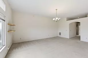 323 Skyview Ct, Ludlow, KY 41016 - Photo 8