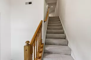 323 Skyview Ct, Ludlow, KY 41016 - Photo 4