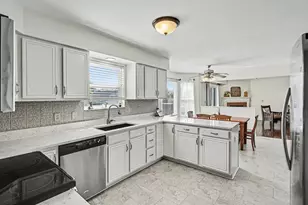 6302 Autumn Trail, Burlington, KY 41005 - Photo 4