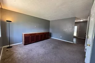 1052 Alpine Ct, Independence, KY 41051 - Photo 4