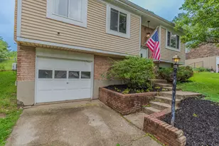 12 Ironstone Cir, Erlanger, KY 41018 - Photo 2