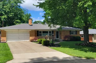 9 Henry Ct, Highland Heights, KY 41076 - Photo 2