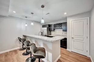 818 Carrieview Dr, Crescent Springs, KY 41017 - Photo 24