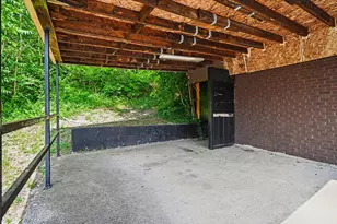 121 E 31st St, Latonia, KY 41015 - Photo 8
