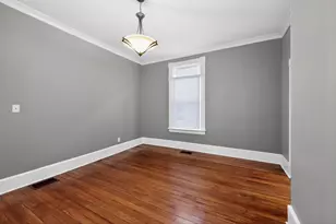 126 W 31st St, Covington, KY 41015 - Photo 8
