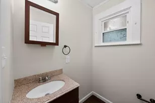 126 W 31st St, Covington, KY 41015 - Photo 26