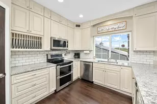 9939 Decoursey Pike, Latonia, KY 41015 - Photo 2