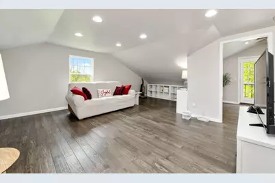 9939 Decoursey Pike, Latonia, KY 41015 - Photo 24