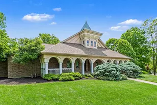 3189 Manor Hl, Latonia, KY 41015 - Photo 2