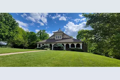 3189 Manor Hill, Latonia, KY 41015 - Photo 4