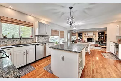 8547 Woodcreek Drive, Florence, KY 41042 - Photo 10