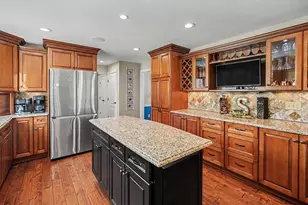 635 Sunnybrook Dr, Florence, KY 41042 - Photo 10