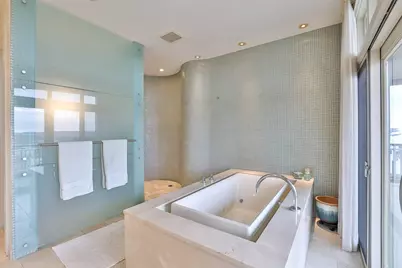 100 W Rivercenter Boulevard #PH3B, Covington, KY 41011 - Photo 26