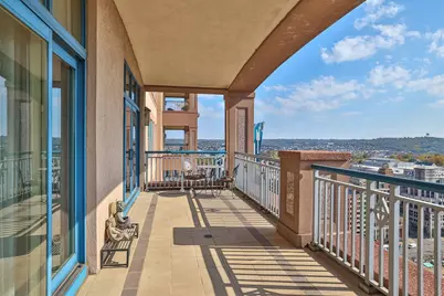 100 W Rivercenter Boulevard #PH3B, Covington, KY 41011 - Photo 44