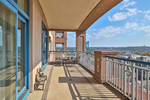 100 W Rivercenter Blvd, Covington, KY 41011 - Photo 44