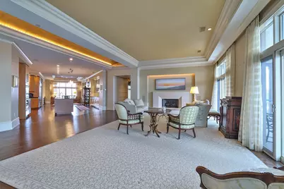 100 W Rivercenter Boulevard #PH3B, Covington, KY 41011 - Photo 8