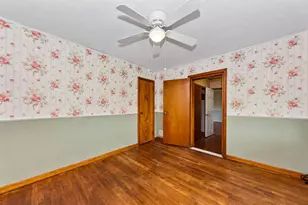 221 Duke of York St, Maysville, KY 41056 - Photo 8