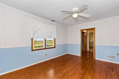 221 Duke Of York Street, Maysville, KY 41056 - Photo 10
