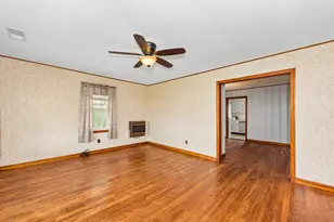 221 Duke of York St, Maysville, KY 41056 - Photo 4