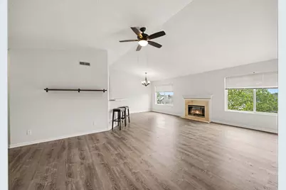 303 Spyglass Court #304, Wilder, KY 41076 - Photo 4