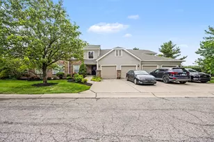 303 Spyglass Ct, Wilder, KY 41076 - Photo 2