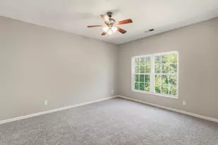 527 Ivy Ridge Dr, Newport, KY 41076 - Photo 16