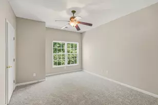 527 Ivy Ridge Dr, Newport, KY 41076 - Photo 8