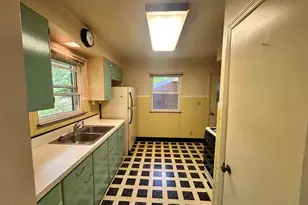 1005 Rose Cir, Park Hills, KY 41011 - Photo 6