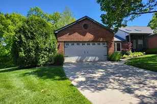 1943 Cliffview Ln, Florence, KY 41042 - Photo 2