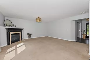 2756 Pebble Creek Way, Florence, KY 41042 - Photo 4