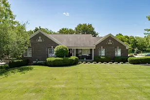 2177 Treetop Ln, Hebron, KY 41048 - Photo 1