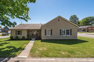 310 Maple Ave, Falmouth, KY 41040 - Photo 1