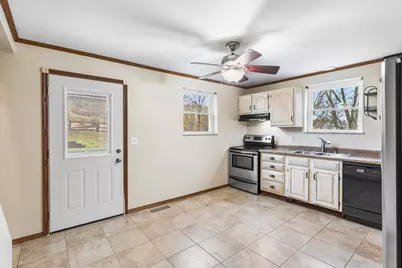 9031 Persimmon Grove Pike, Alexandria, KY 41001 - Photo 8