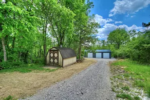 315 Peggy Ann Ln, Alexandria, KY 41001 - Photo 12