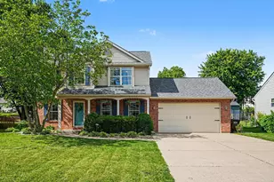 1258 Edinburgh Ln, Union, KY 41091 - Photo 2