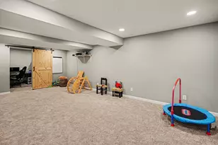 1258 Edinburgh Ln, Union, KY 41091 - Photo 28