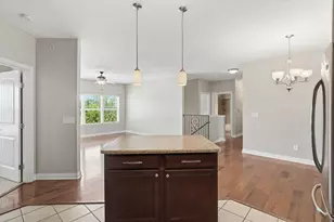 567 Riverpointe Dr, Dayton, KY 41074 - Photo 12