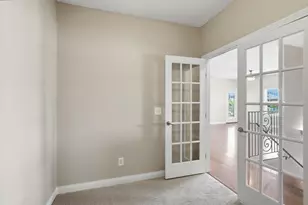 567 Riverpointe Dr, Dayton, KY 41074 - Photo 18