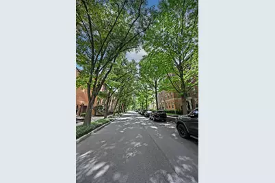 210 E 2nd Street #B, Covington, KY 41011 - Photo 2