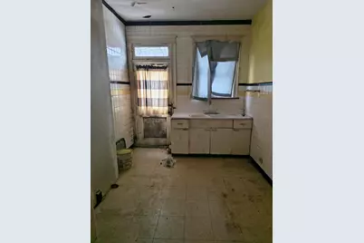 118 E 24th Street E, Covington, KY 41014 - Photo 6