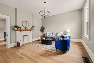 221 Trevor St, Covington, KY 41011 - Photo 2