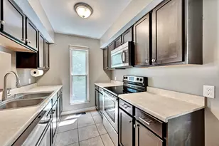 902 Wilderness Hill Ct, Villa Hills, KY 41017 - Photo 8