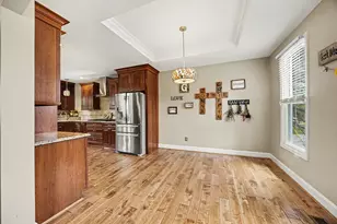 2366 N Ft Thomas Ave, Fort Thomas, KY 41075 - Photo 8