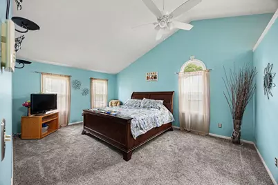 2366 N Fort Thomas Avenue, Fort Thomas, KY 41075 - Photo 18