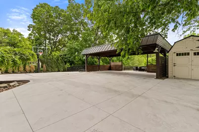 611 S Grand Avenue, Fort Thomas, KY 41075 - Photo 32